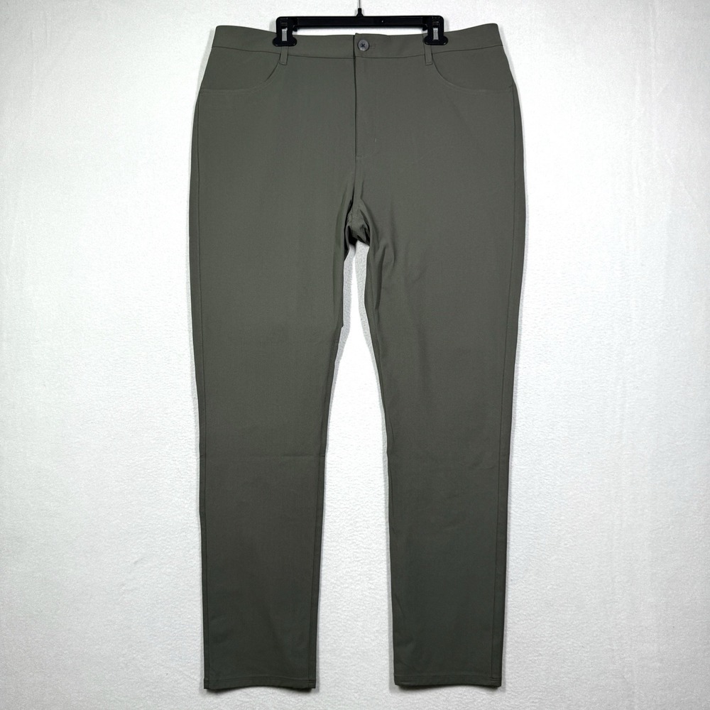 VUORI Meta Pants Men 38 Athletic Slim Fit Performance Stretch Chino Golf Green